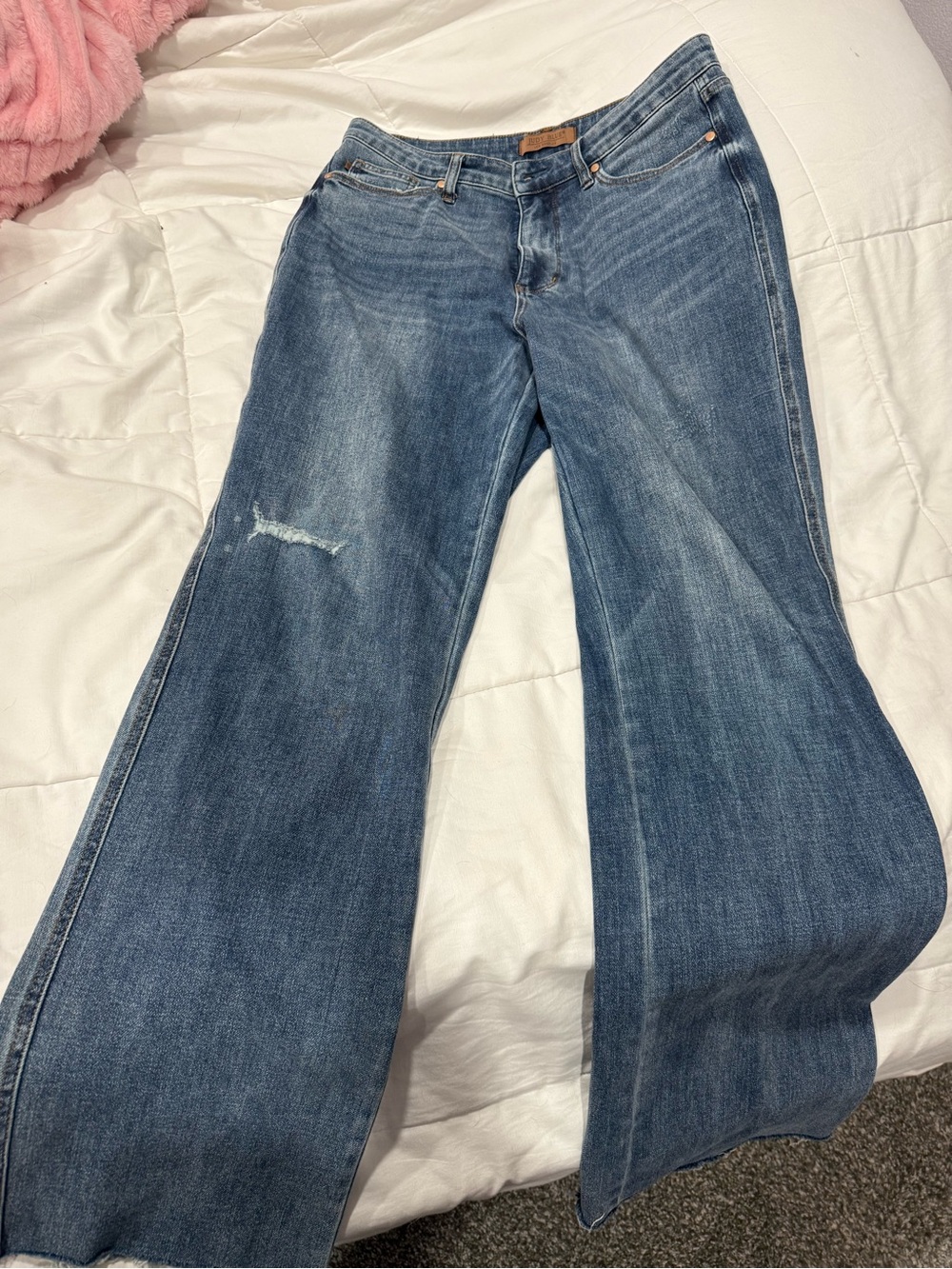 Judy Blue Medium Wash Straight-Leg Jeans with Light Distress